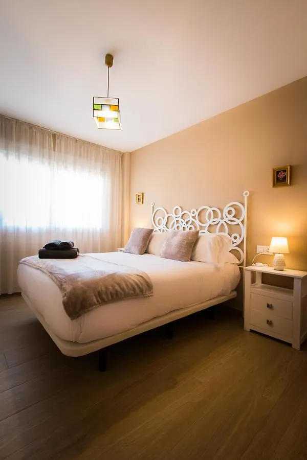 Holidays2Fuengirola Los Boliches 0*, פואנגירולה