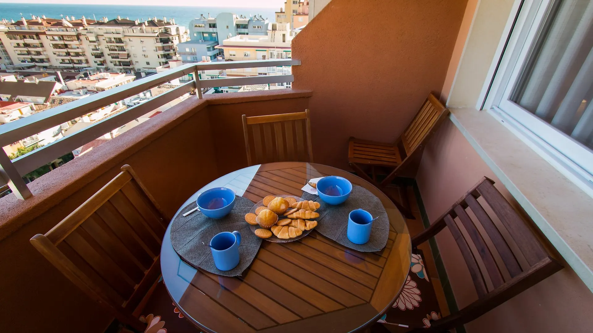 Holidays2Fuengirola Los Boliches פואנגירולה